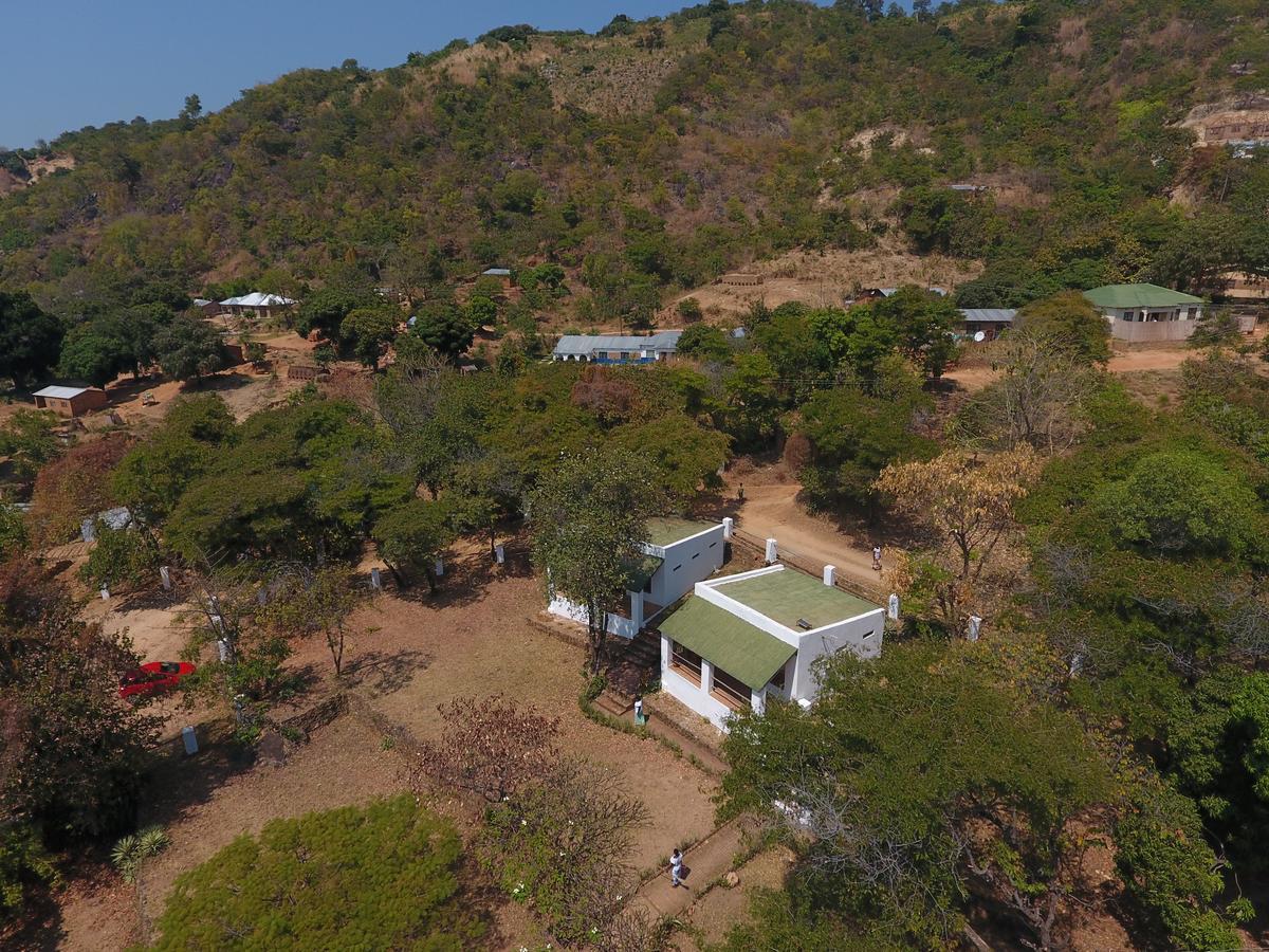 Njaya Lodge Nkhata Bay Exterior photo