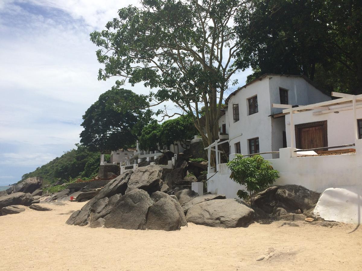 Njaya Lodge Nkhata Bay Exterior photo